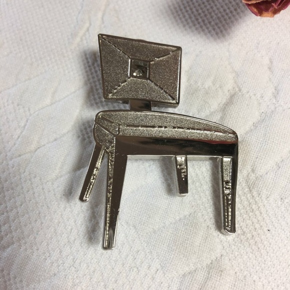 David Edwards Jewelry - David Edward Vintage Chair Brooch Pin- Silver
